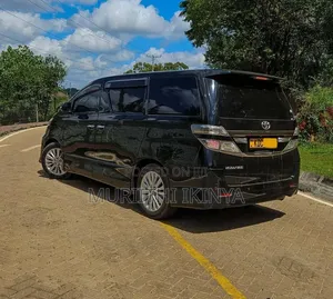Toyota Alphard 2.4 Petrol FWD 2014 Black