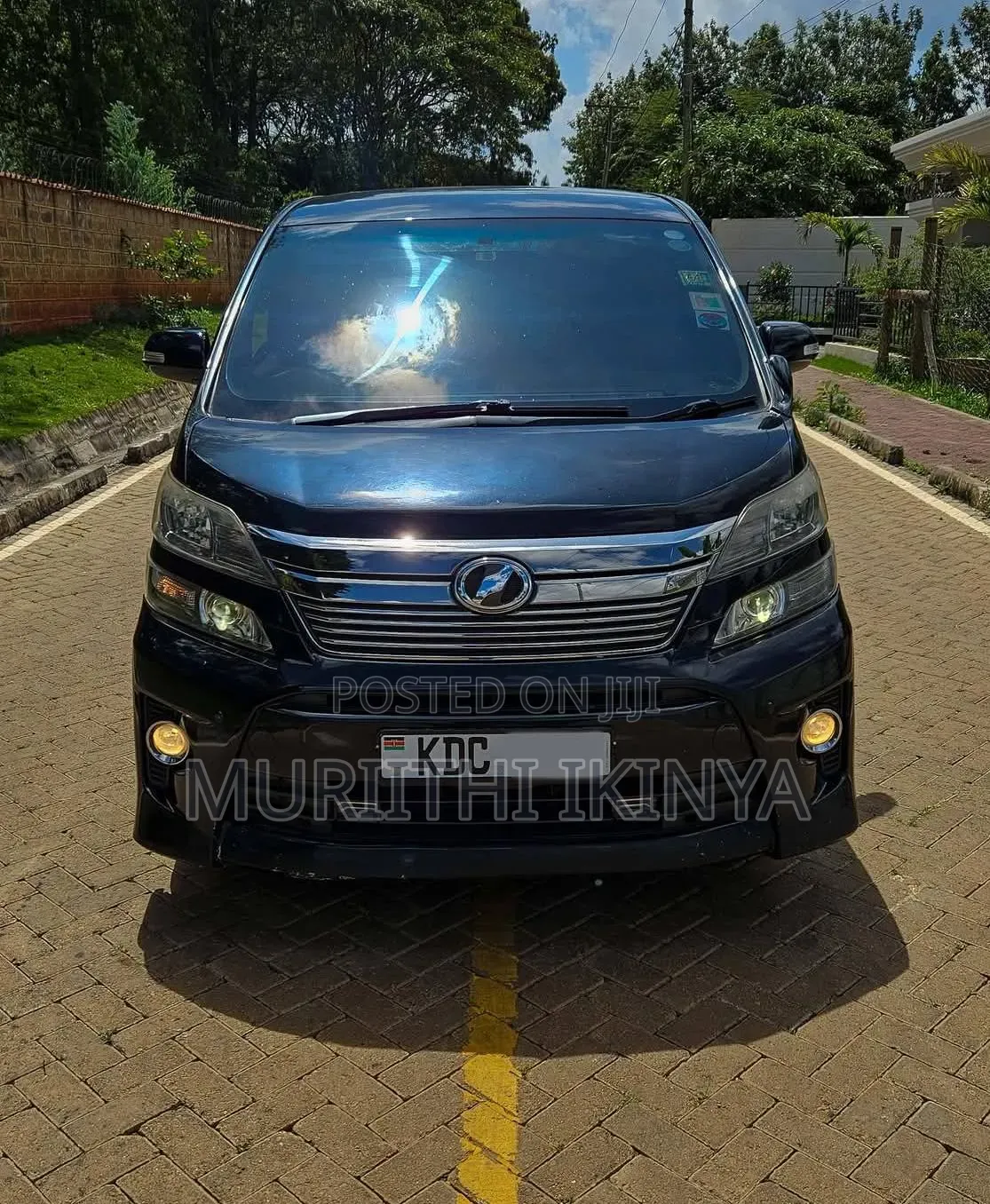 Toyota Alphard 2.4 Petrol FWD 2014 Black