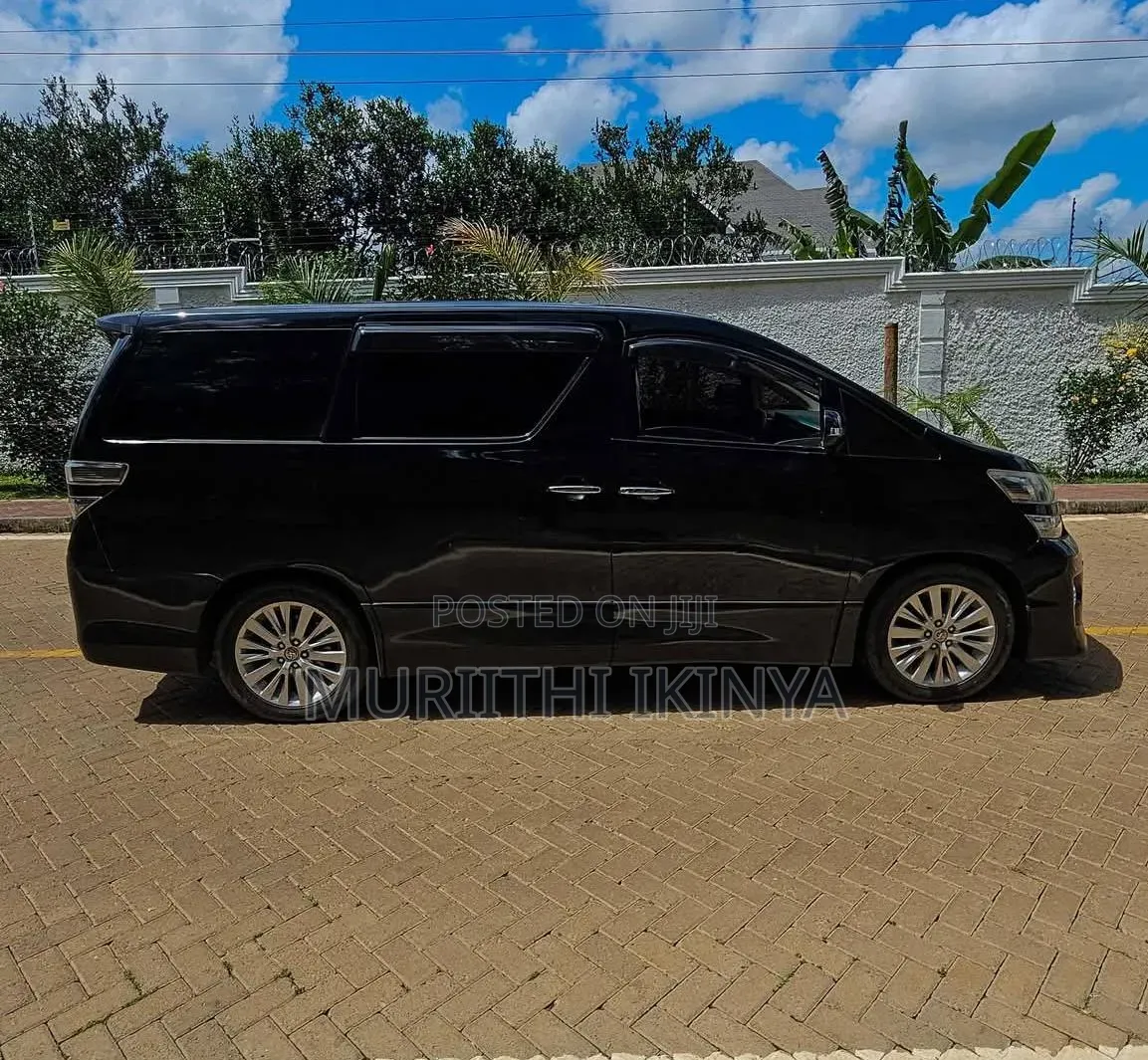 Toyota Alphard 2.4 Petrol FWD 2014 Black