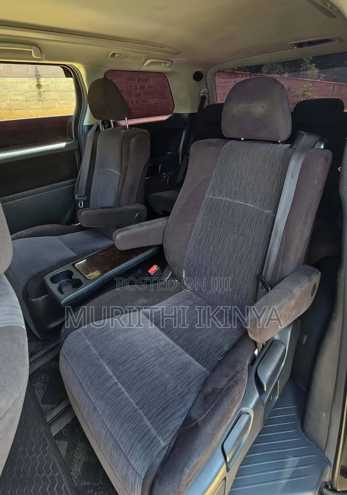 Toyota Alphard 2.4 Petrol FWD 2014 Black