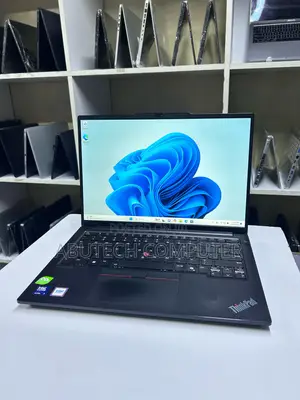 Laptop Lenovo ThinkPad E14 Gen 6 16GB Intel Core i7 SSD 512GB