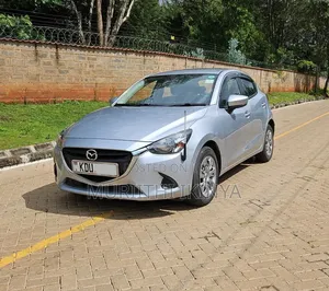Mazda Demio 2018 Silver
