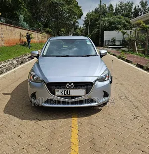 Mazda Demio 2018 Silver