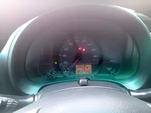 Toyota Vitz 2011 Pink