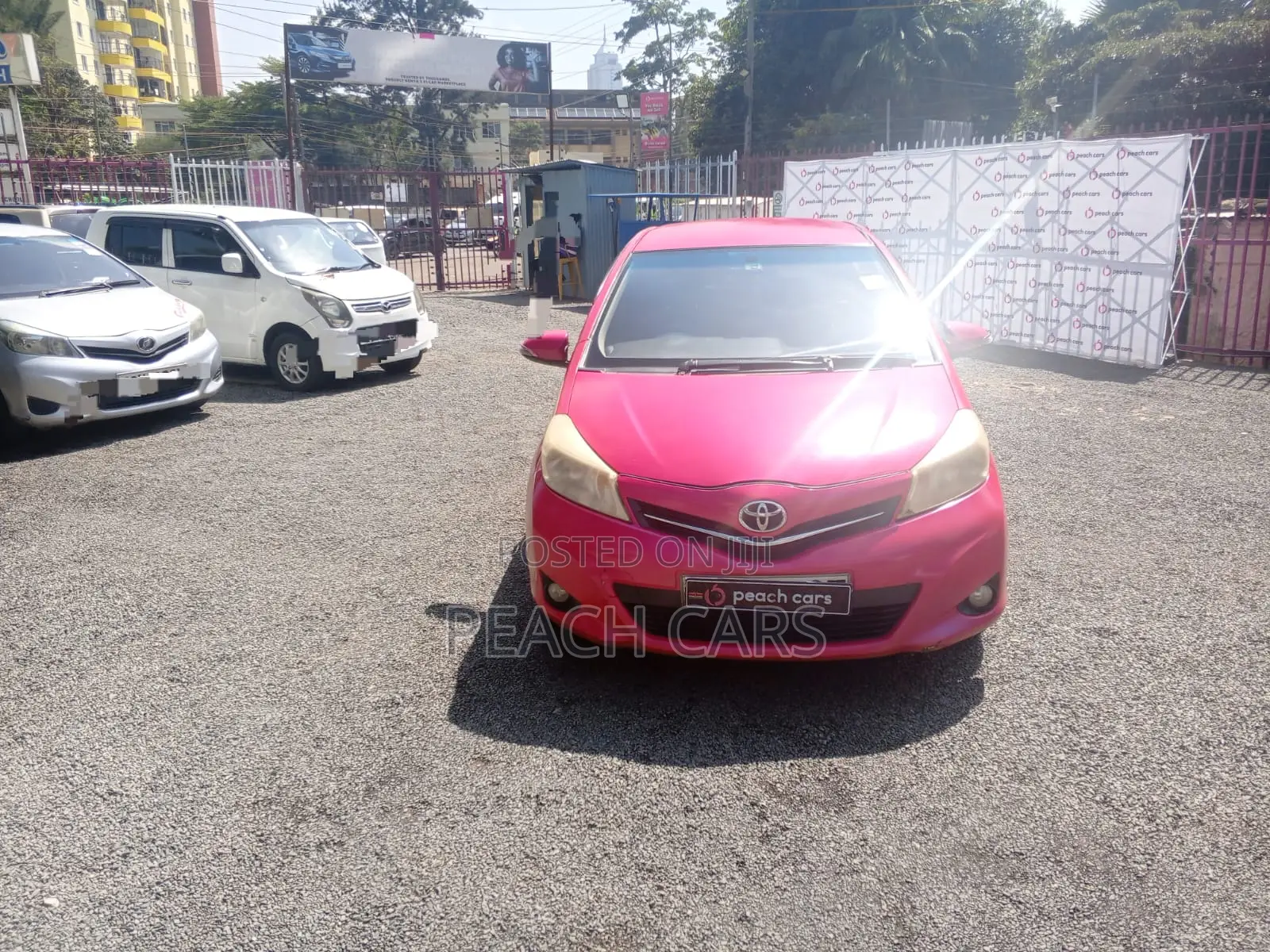 Toyota Vitz 2011 Pink