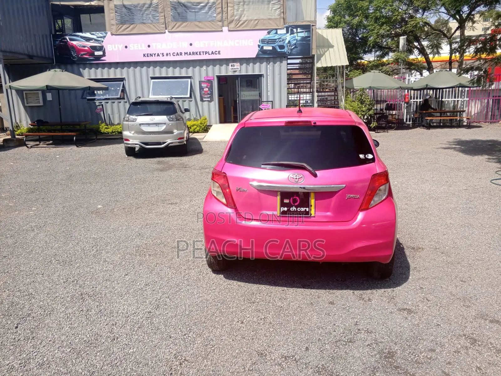 Toyota Vitz 2011 Pink