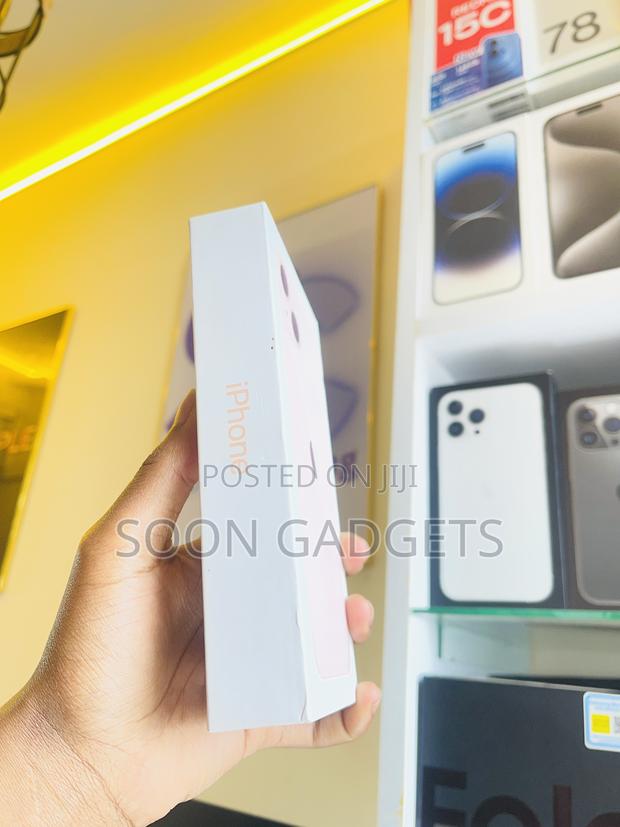 Apple iPhone 13 128 GB Pink - thumbnail 2