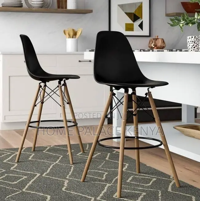 Bar Stool: Eames Style High Bar Chair