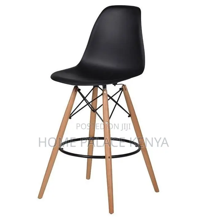 Bar Stool: Eames Style High Bar Chair