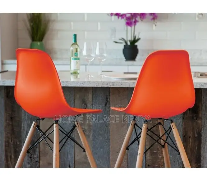 Bar Stool: Eames Style High Bar Chair