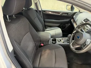 Subaru Legacy 2019 Silver