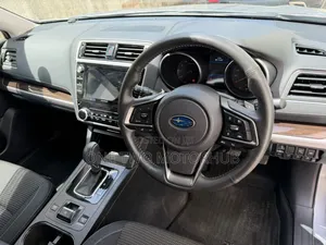 Subaru Legacy 2019 Silver