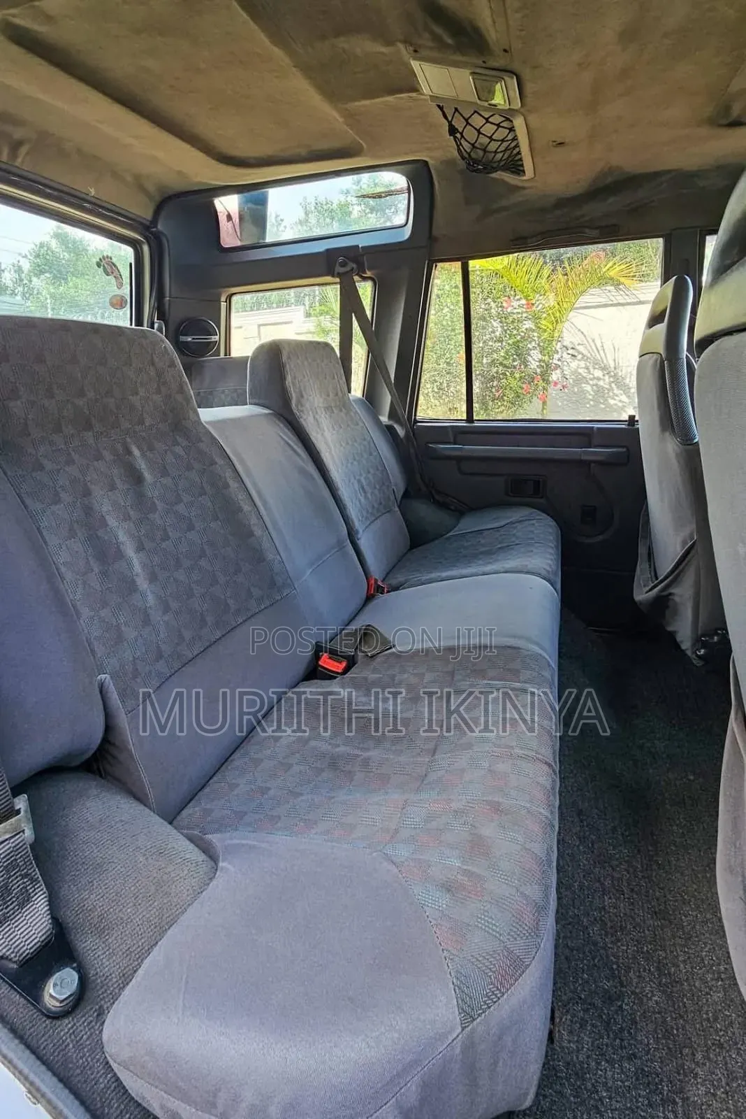 Land Rover Discovery Base AWD 1995 Gold