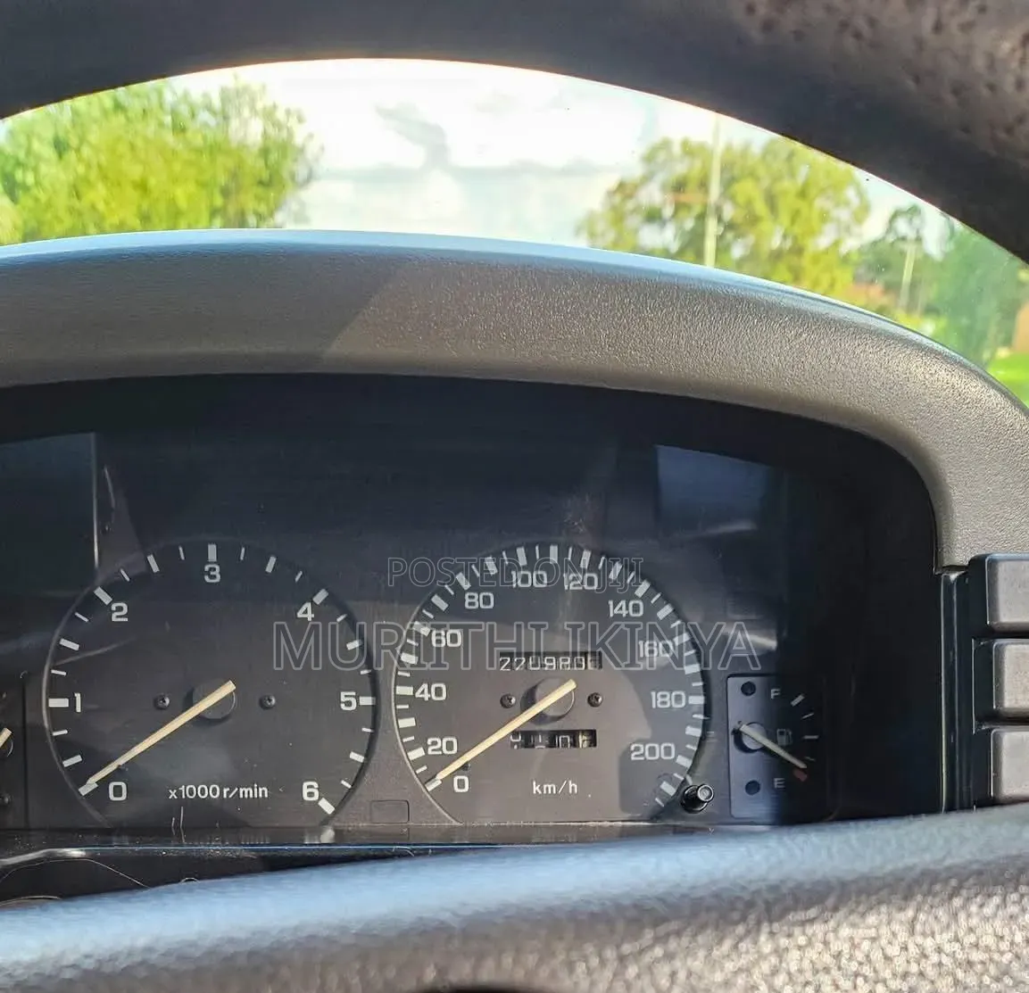 Land Rover Discovery Base AWD 1995 Gold