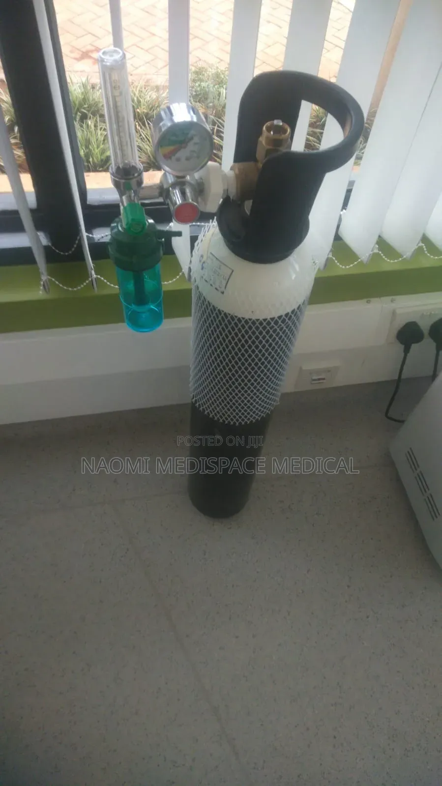 1.36m3 Oxygen Cylinder Refill