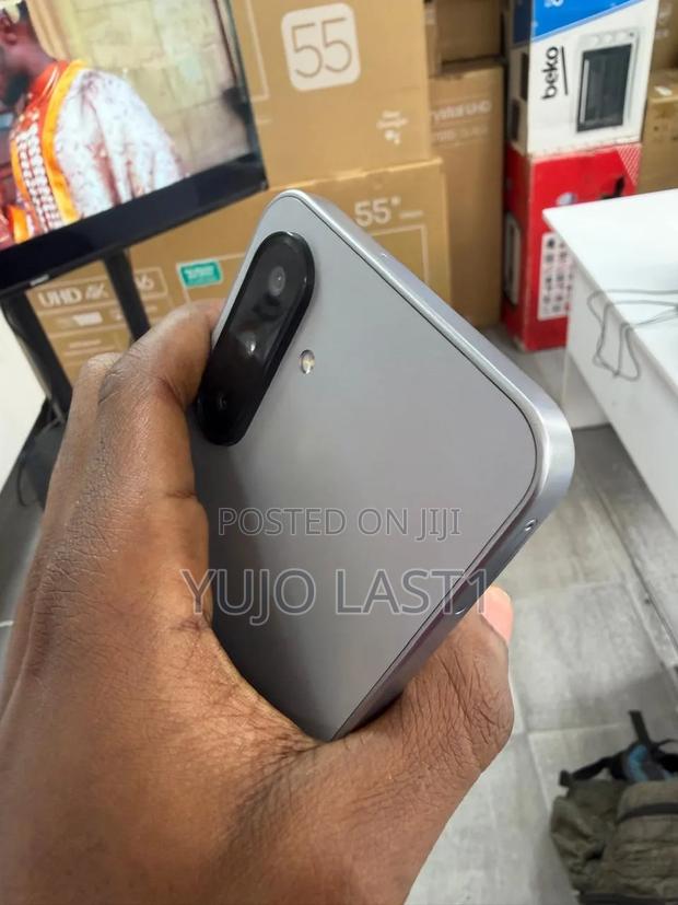 Samsung Galaxy A17 128 GB Silver - thumbnail 4
