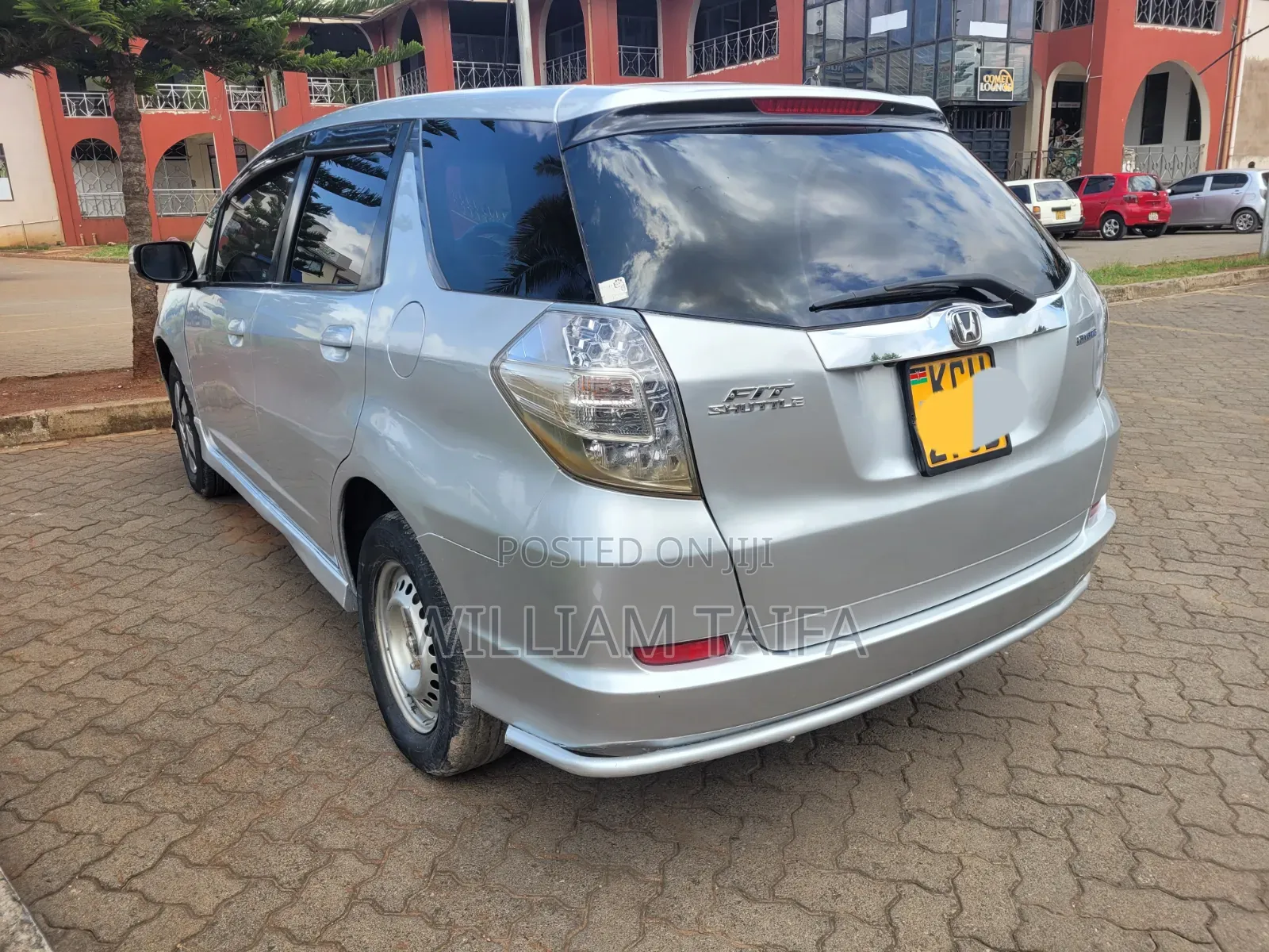 Honda Fit Shuttle 2012 Silver