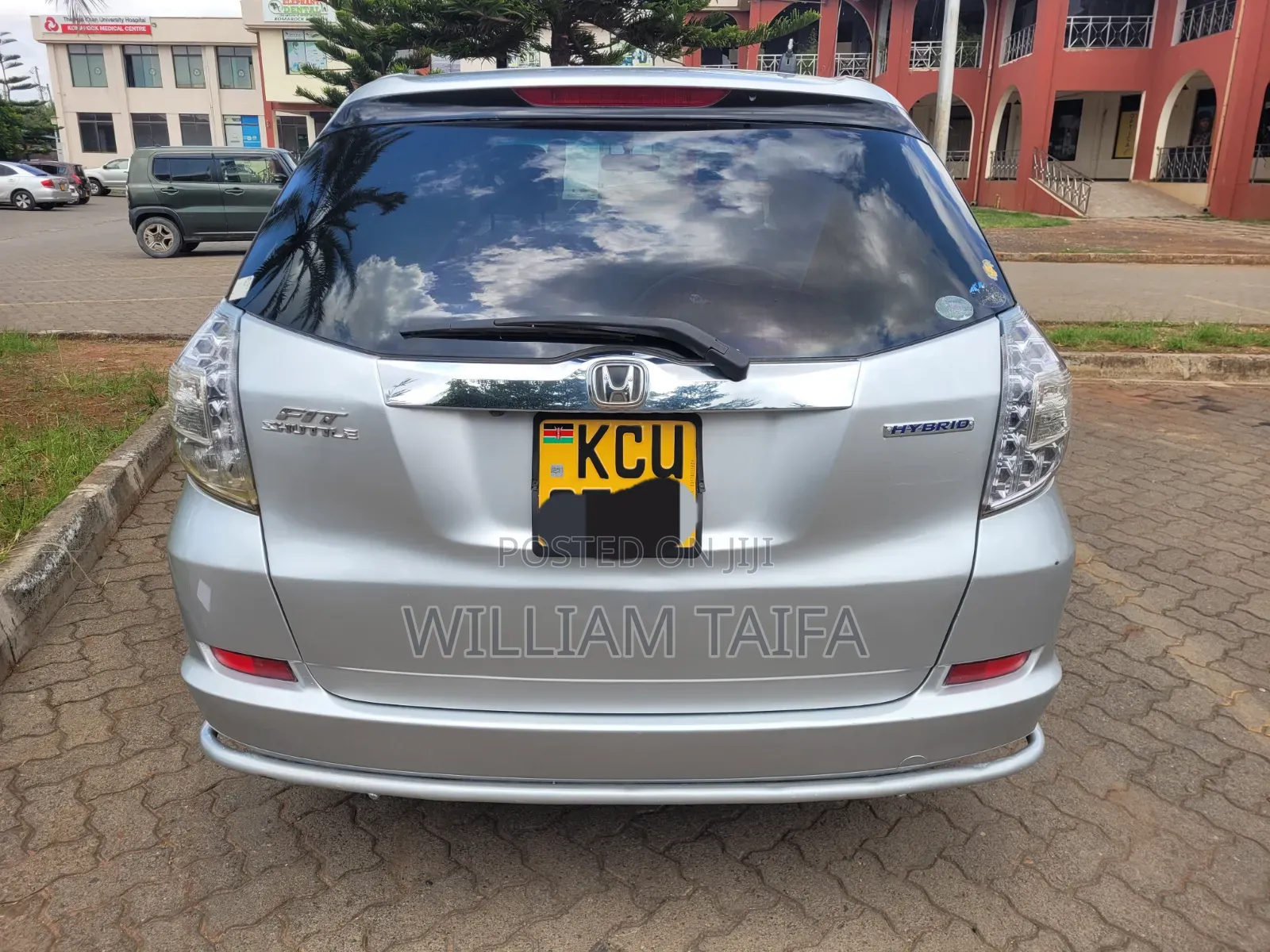 Honda Fit Shuttle 2012 Silver