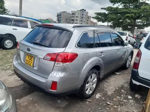 Subaru Outback 2016 Silver