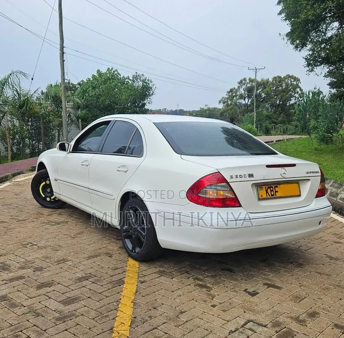 Mercedes-Benz E200 2003 White