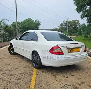 Mercedes-Benz E200 2003 White