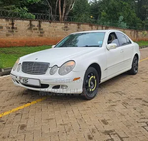 Mercedes-Benz E200 2003 White