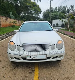 Mercedes-Benz E200 2003 White