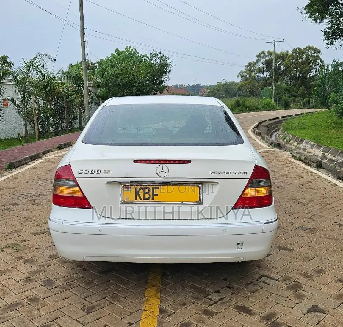 Mercedes-Benz E200 2003 White