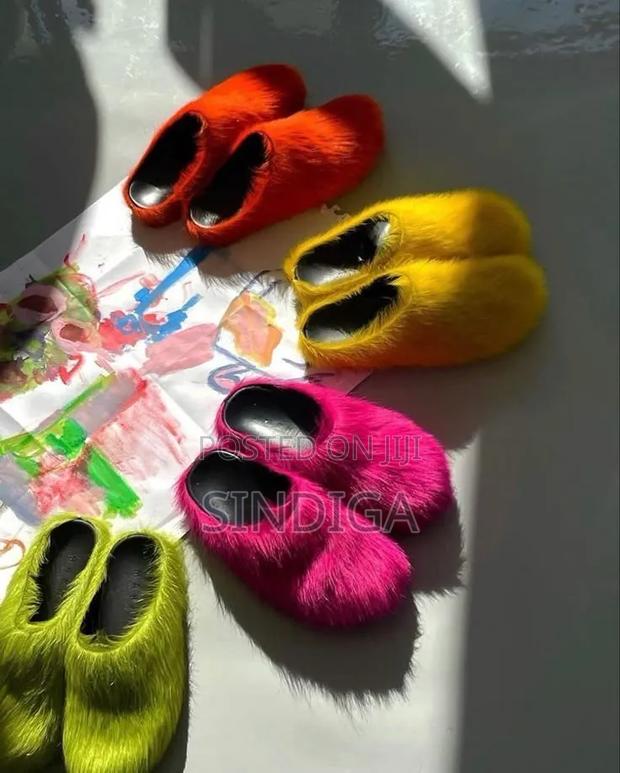 All Colours Clow Slippers