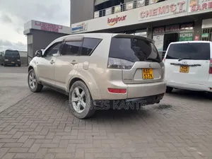 Mitsubishi Outlander 2005 Gold