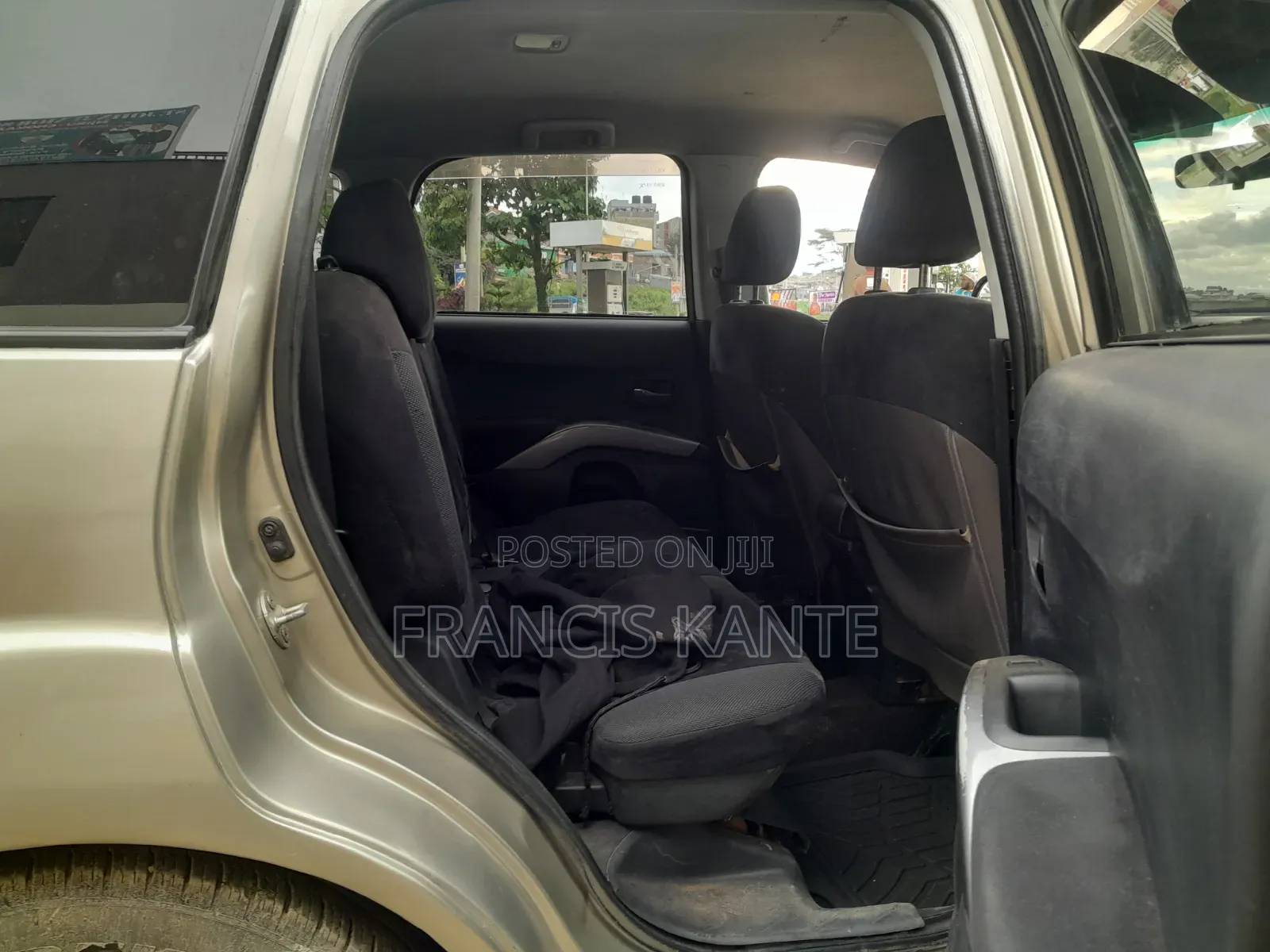 Mitsubishi Outlander 2005 Gold