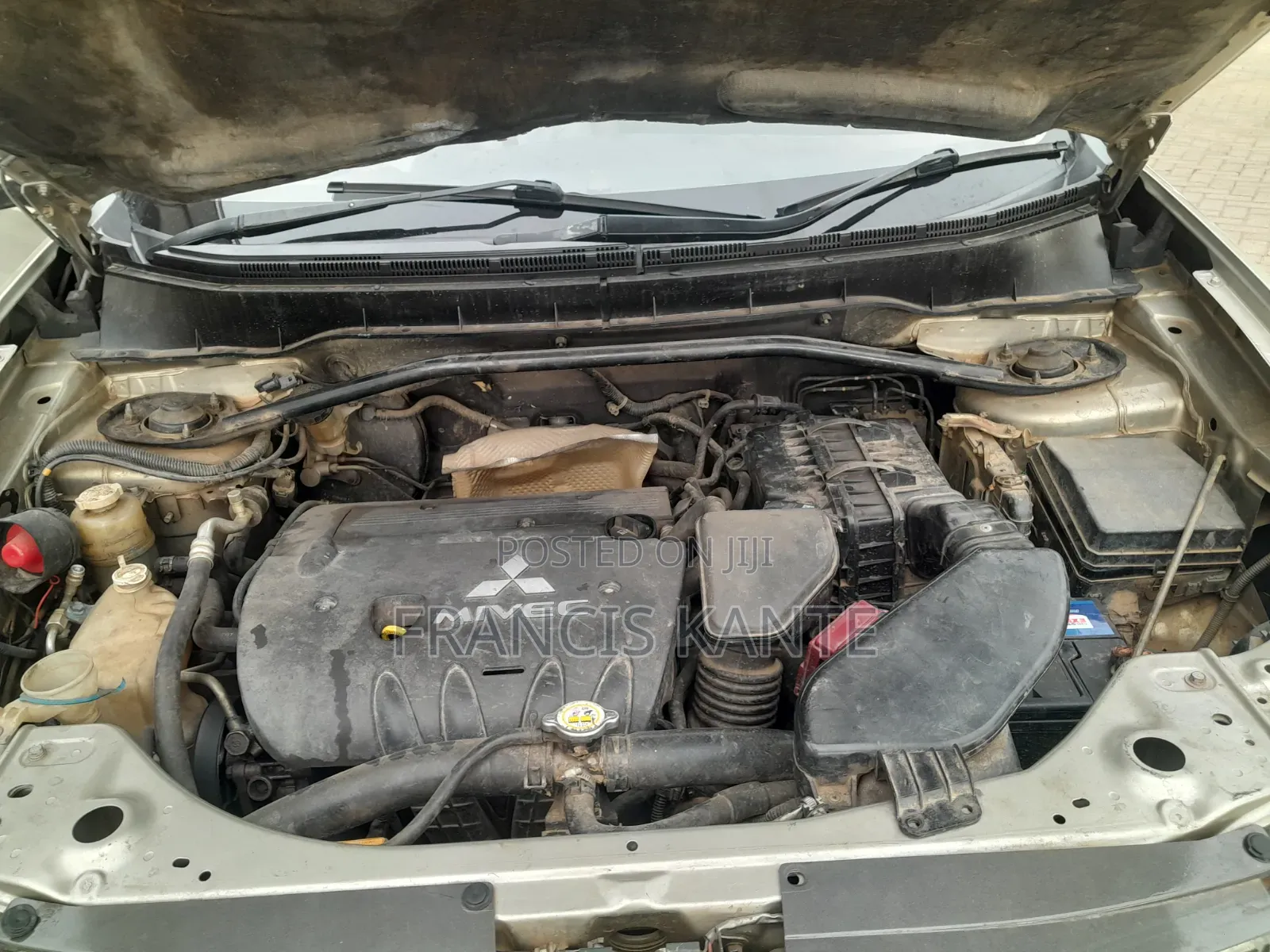 Mitsubishi Outlander 2005 Gold