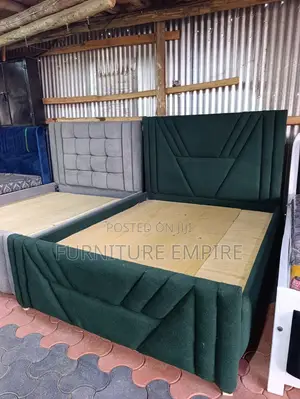 Green Chester Bed