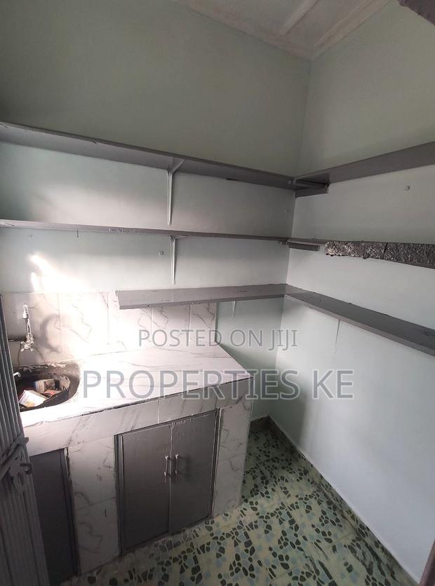 Studio Apartment in Ngera Estate, Free Hold Estates for rent