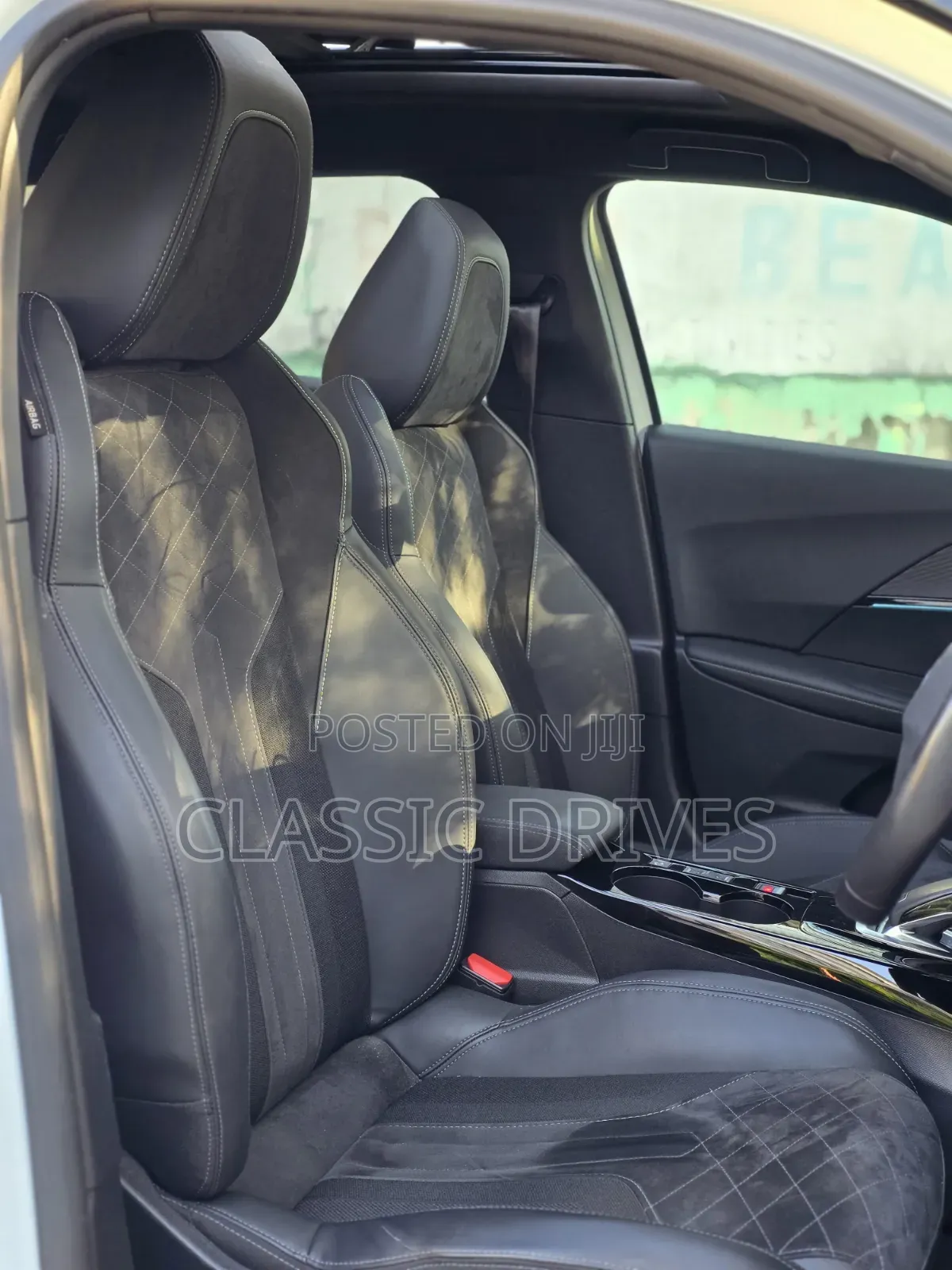 Peugeot 2008 2020 White