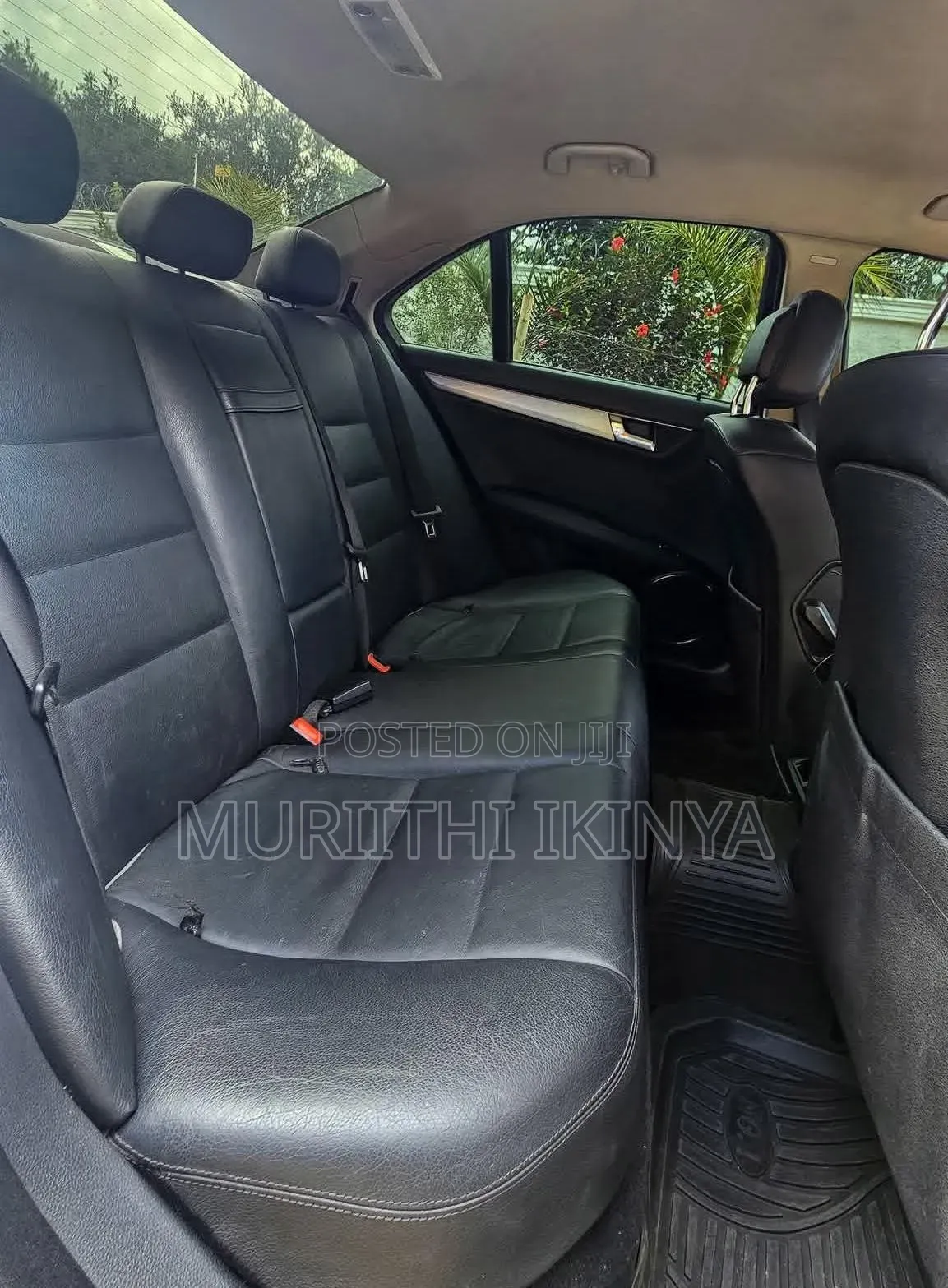 Mercedes-Benz C200 2010 Silver