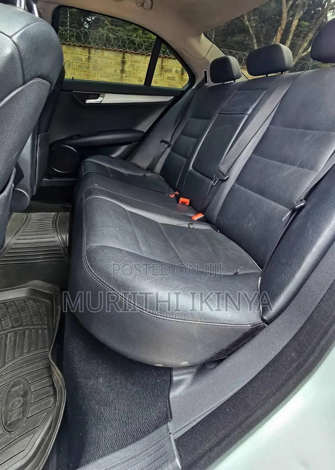 Mercedes-Benz C200 2010 Silver