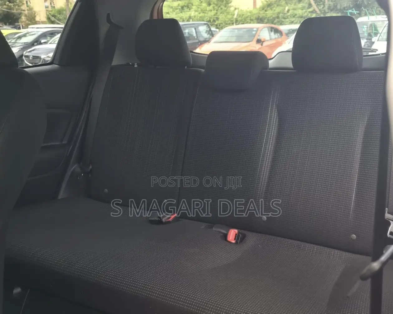 Toyota Vitz 1.5 FWD Hybrid 5dr 2017 Orange