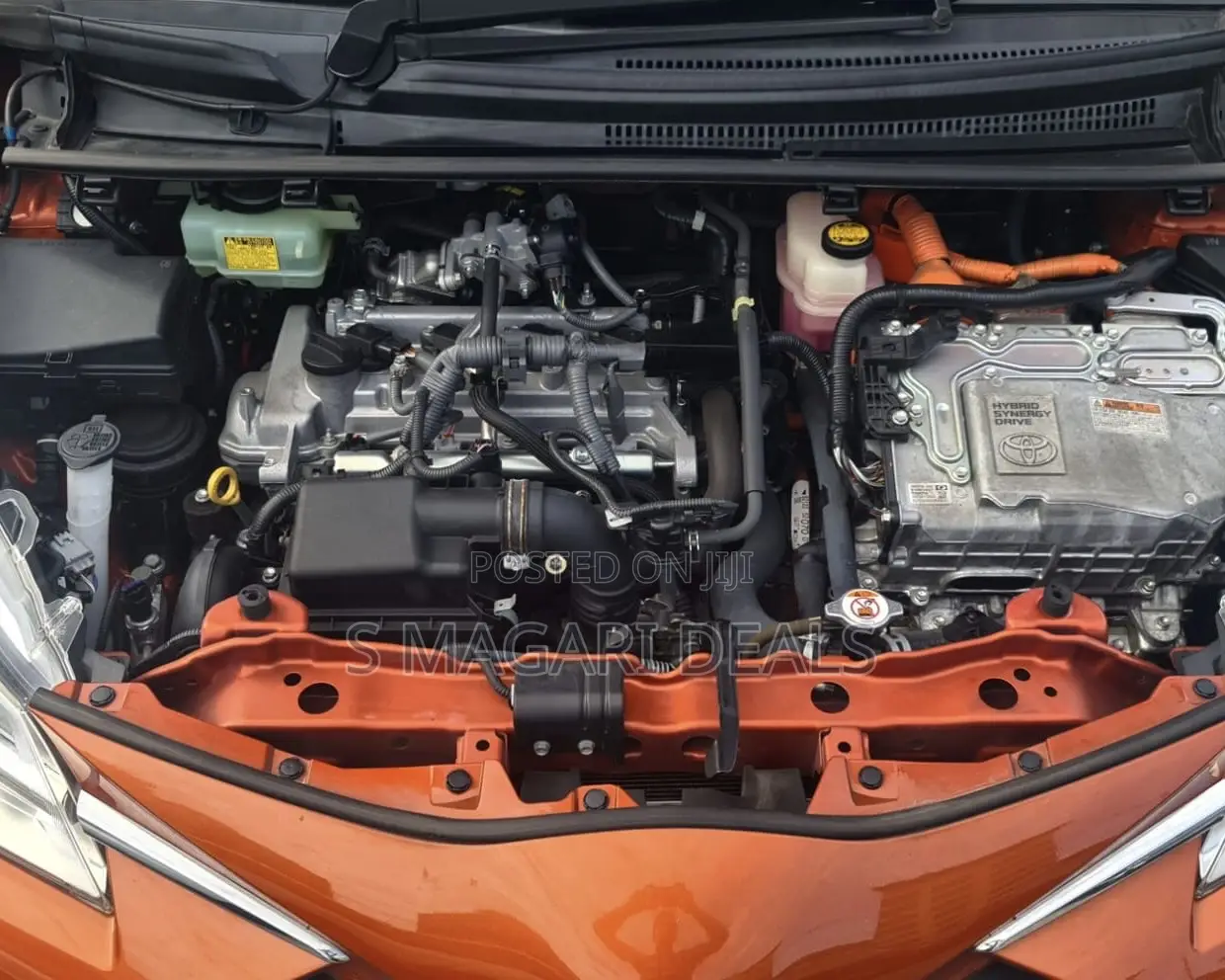 Toyota Vitz 1.5 FWD Hybrid 5dr 2017 Orange