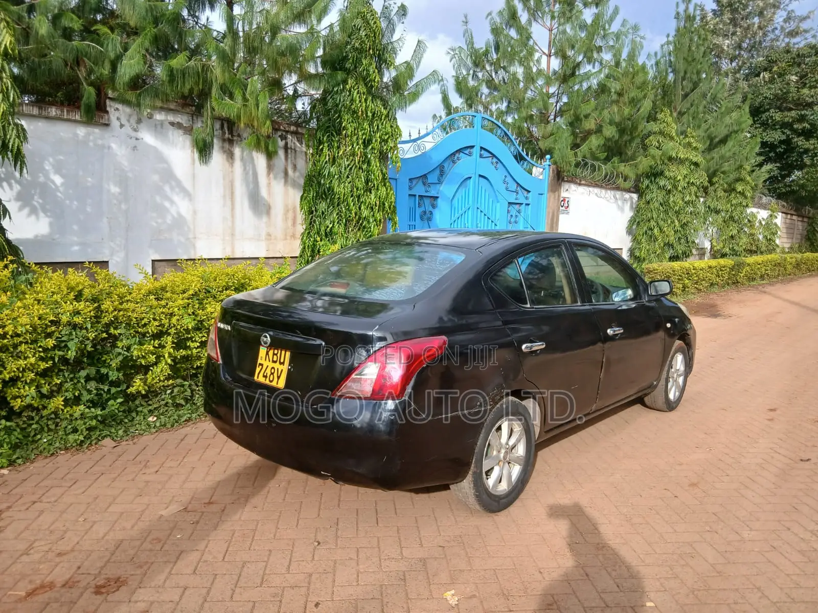 Nissan Almera 2012 Black