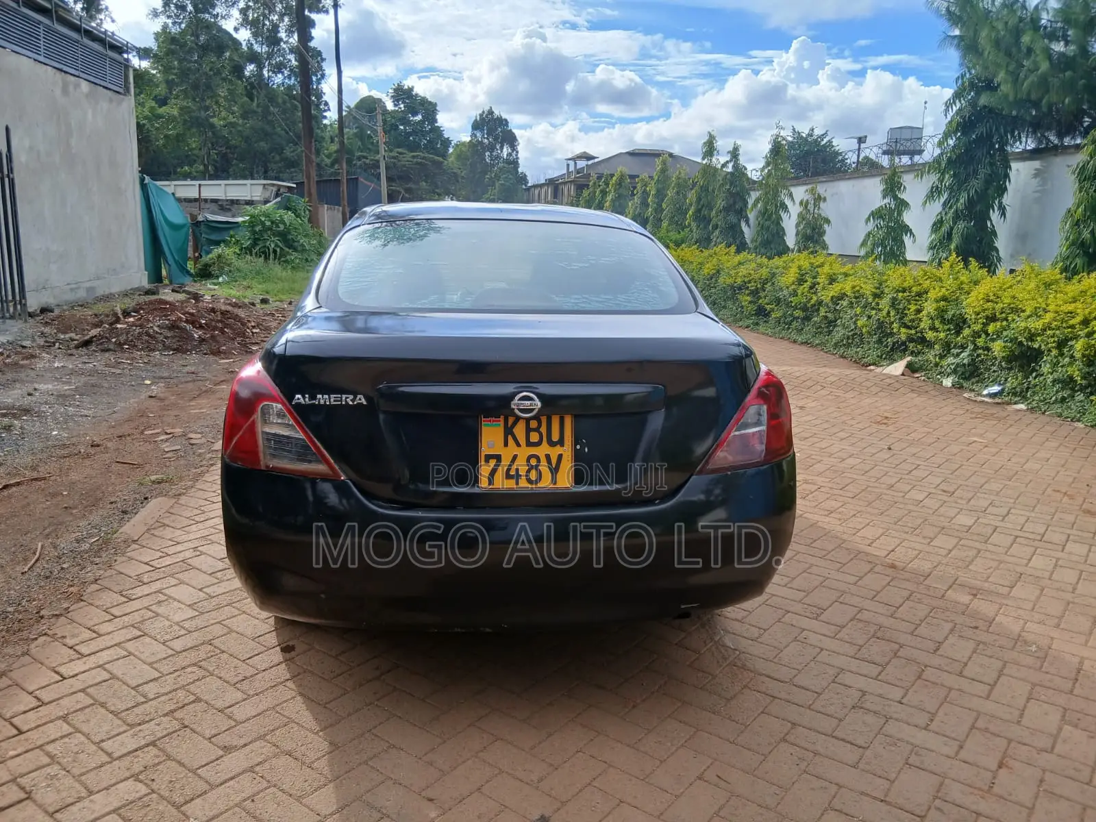 Nissan Almera 2012 Black