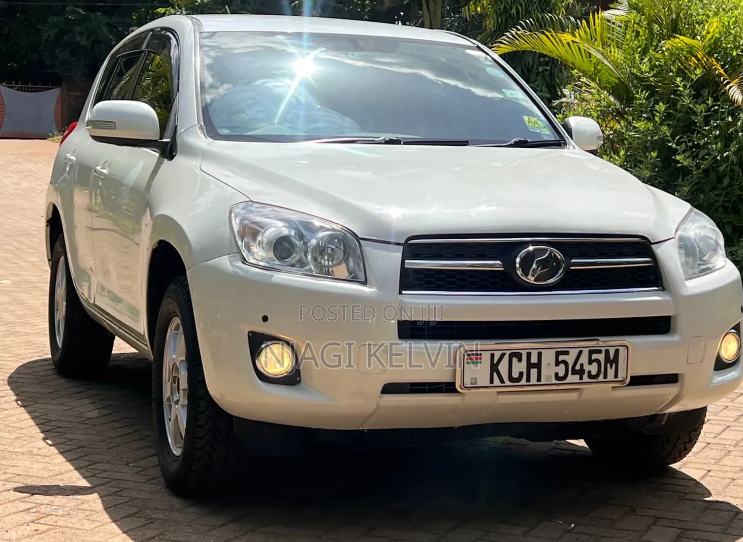 Toyota RAV4 2009 White