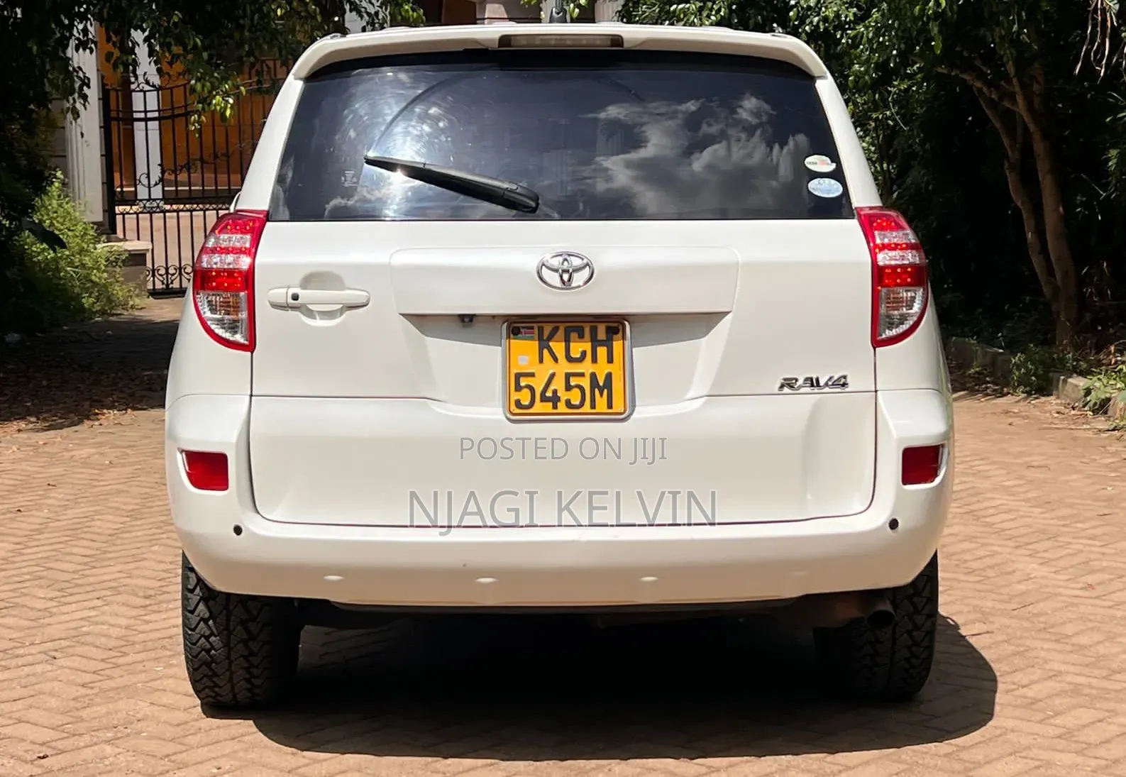 Toyota RAV4 2009 White