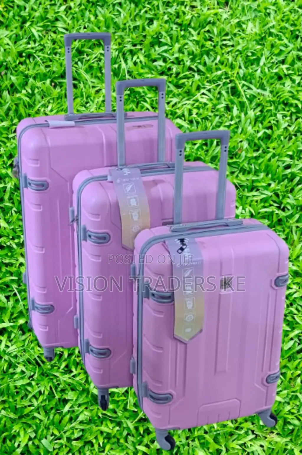 3 in 1 Luxurious Fibre Suitcase With Zipper Closure Frame