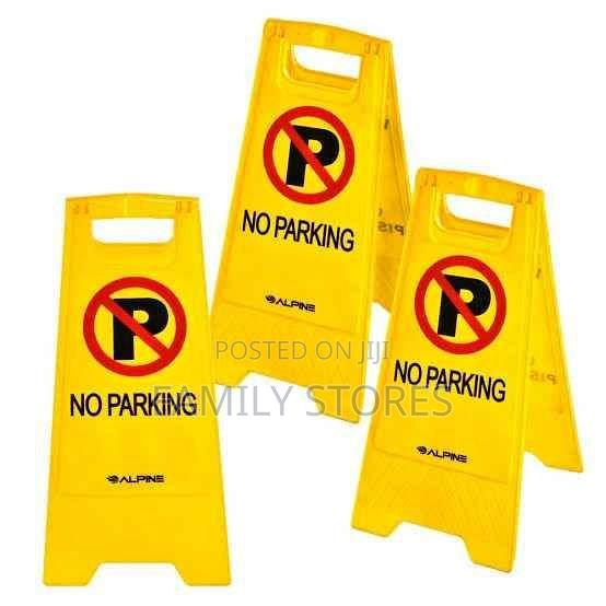 No Parking Sign Floor Stand – Yellow Bol