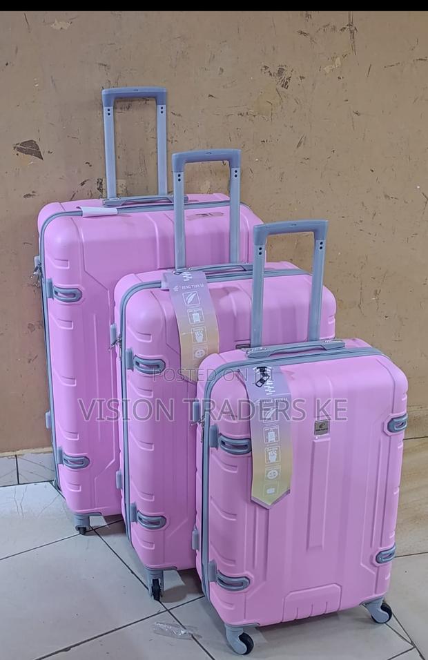 3 in 1 Luxurious Fibre Suitcase With Zipper Closure Frame - thumbnail 2