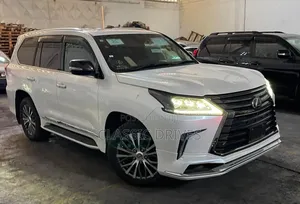 Lexus LX 2019 White