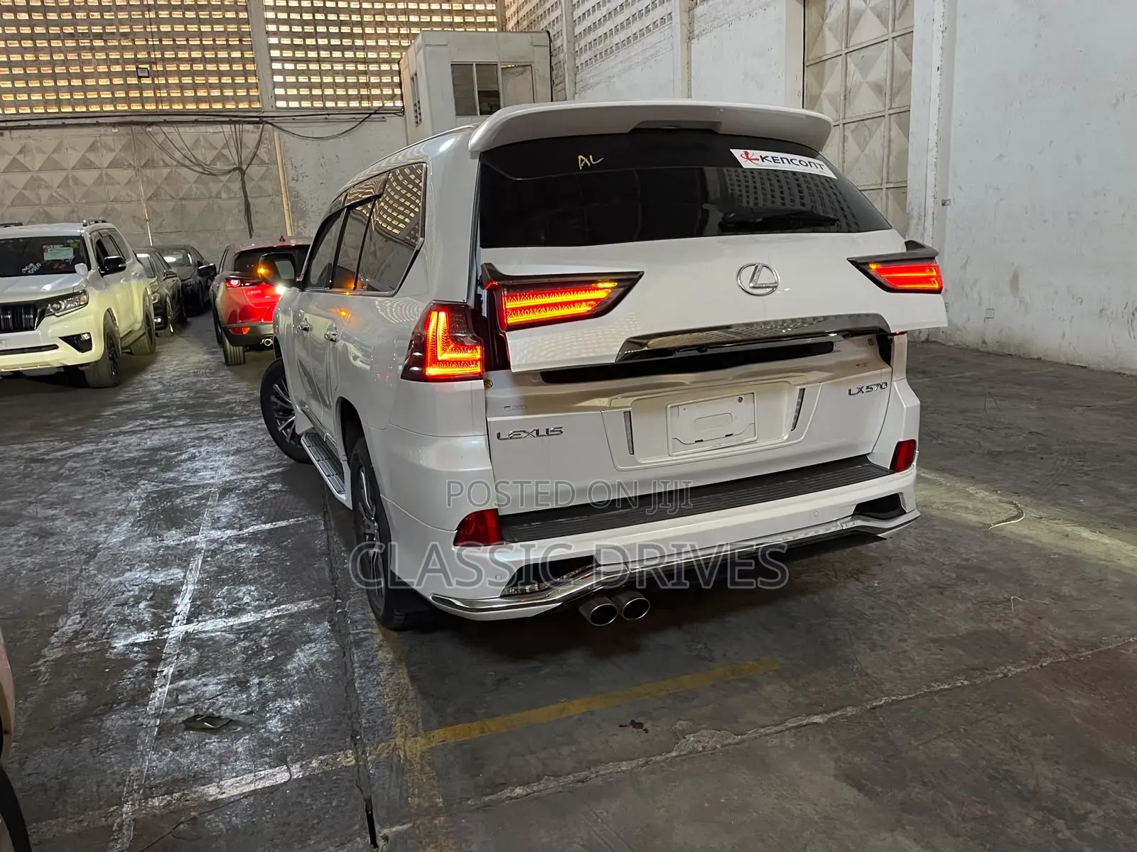 Lexus LX 2019 White