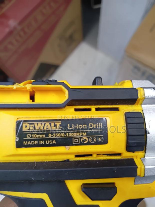 Dewalt Li Ion -Branded Drill - thumbnail 2