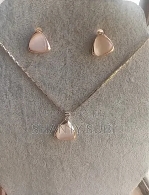 Gems_glamstore